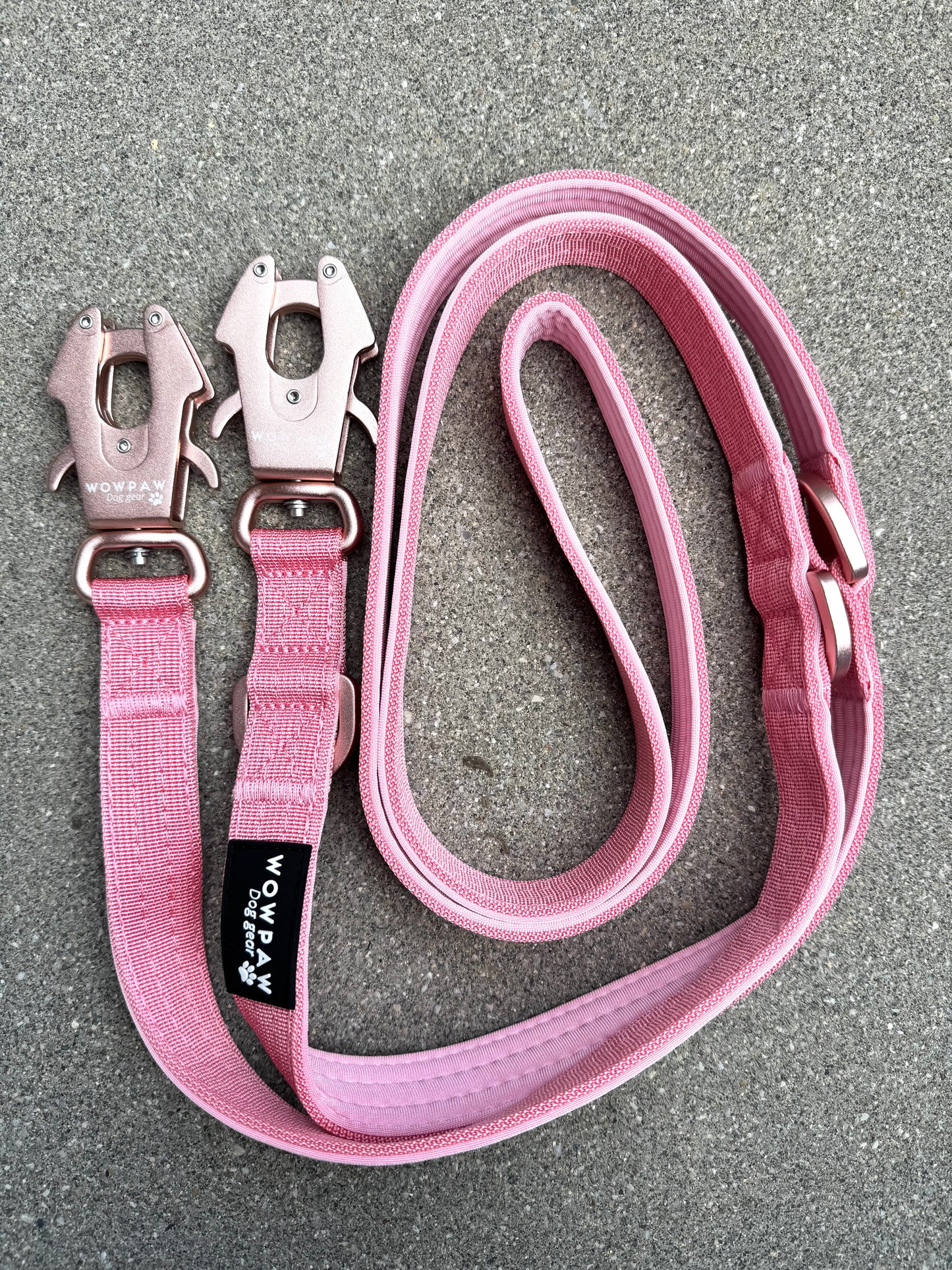 Taktische Hundeleine ULTRA LIGHT Rosa Edition Länge 2m, verstellbar