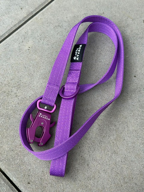 Taktische Hundeleine ULTRA LIGHT SOFTLINE Dunkel Lila Edition, Länge: 1,4m