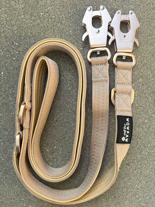 Guinzaglio tattico per cani con moschettone a rana, girevole a 360°, lunghezza 1,8 m, viola scuro