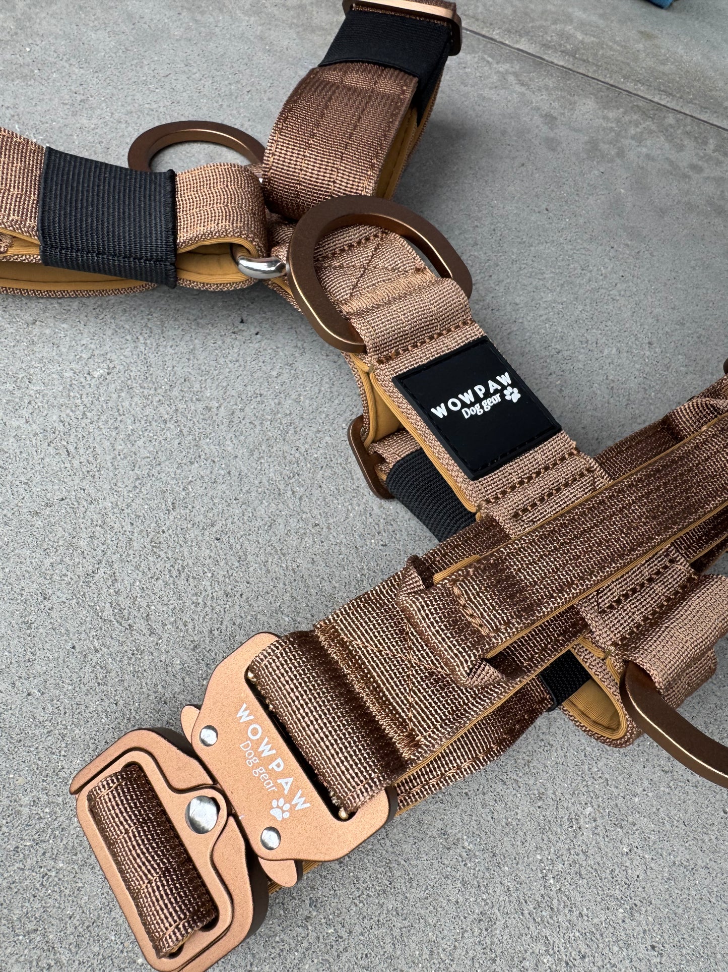 Hochwertiges Hundegeschirr L Braun Edition