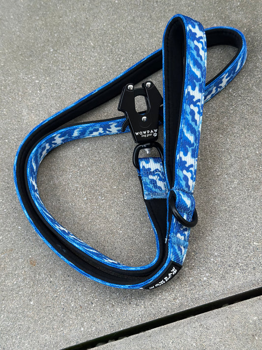 Guinzaglio tattico per cani con moschettone a rana, girevole a 360°, lunghezza 1,8 m, arancione neon