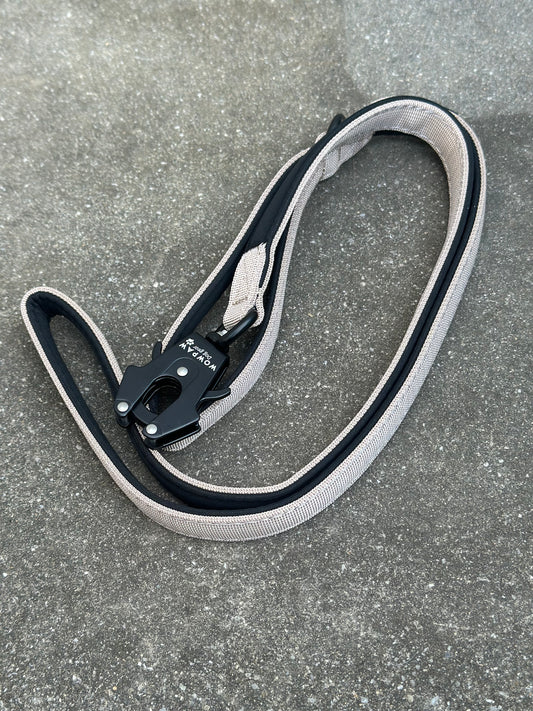 Guinzaglio tattico per cani con moschettone a rana, girevole a 360°, lunghezza 1,8 m, arancione neon