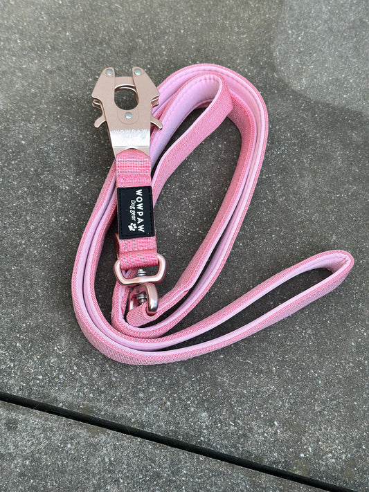 Guinzaglio tattico per cani con moschettone a rana, girevole a 360°, lunghezza 1,8 m, rosa