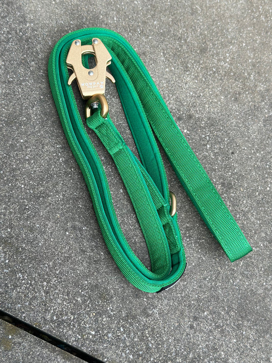 Guinzaglio tattico per cani con moschettone a rana, girevole a 360°, lunghezza 1,8 m, arancione neon