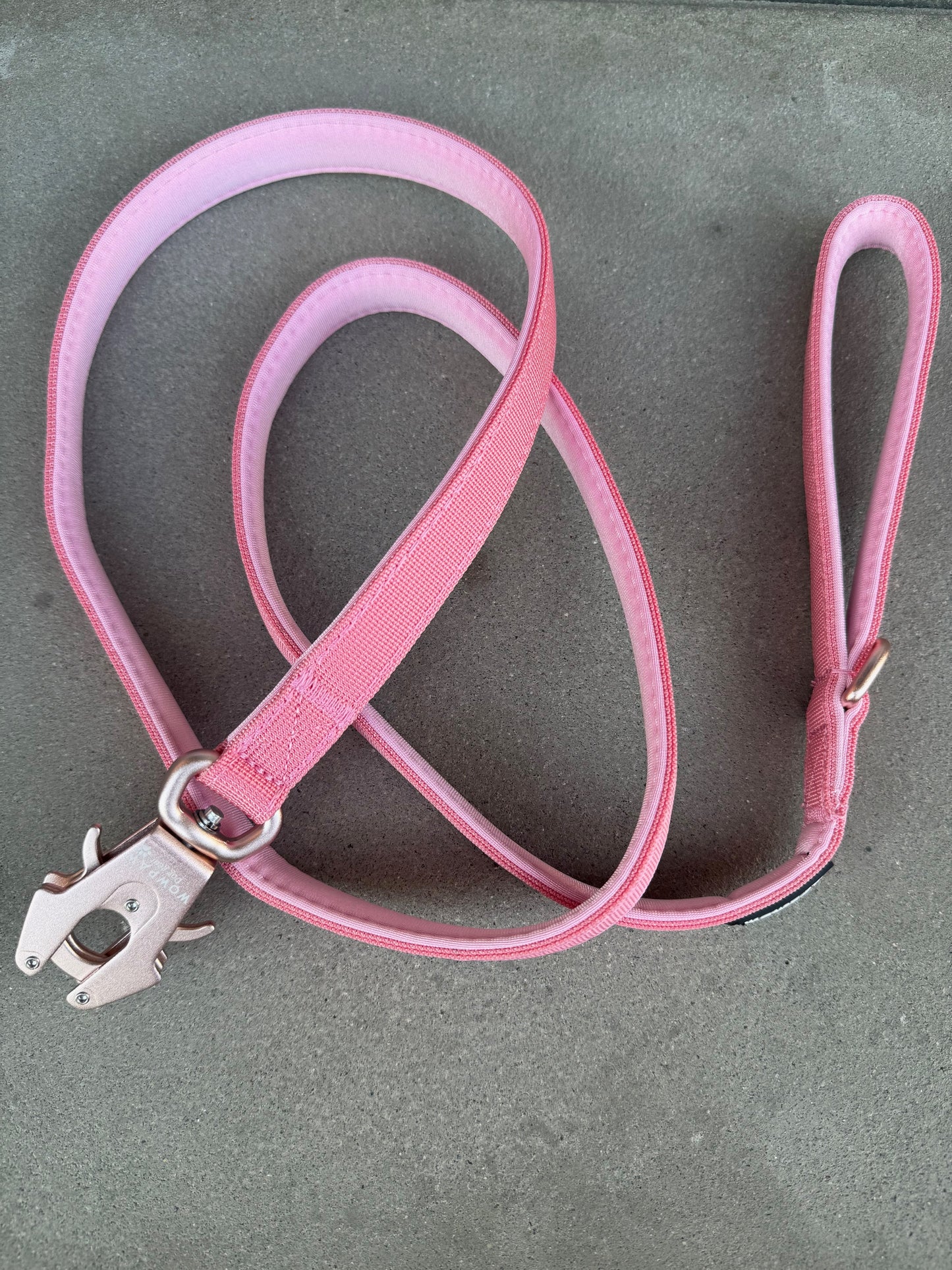 Taktische Hundeleine ULTRA LIGHT Rosa Edition, Länge 1,5m XS