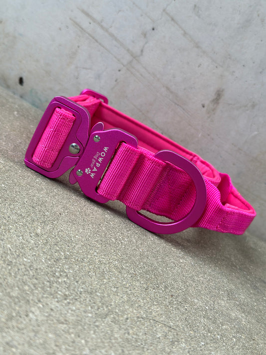 Hochwertiges taktisches Hundehalsband 3,8cm ULTRA LIGHT Magenta Edition Größe L