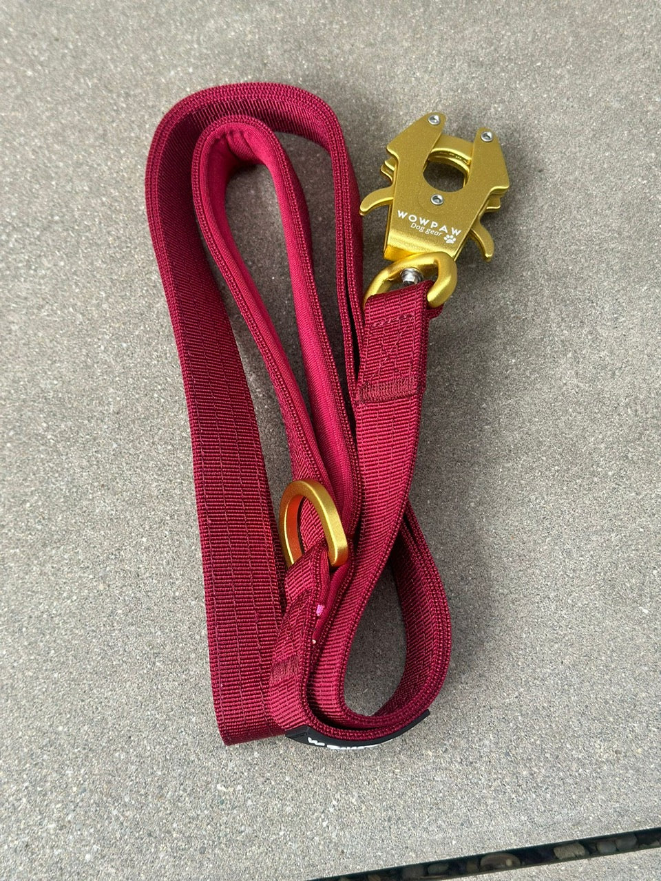 Taktische Hundeleine ULTRA LIGHT SOFTLINE Burgund Edition 360° drehbar Länge 1,5m