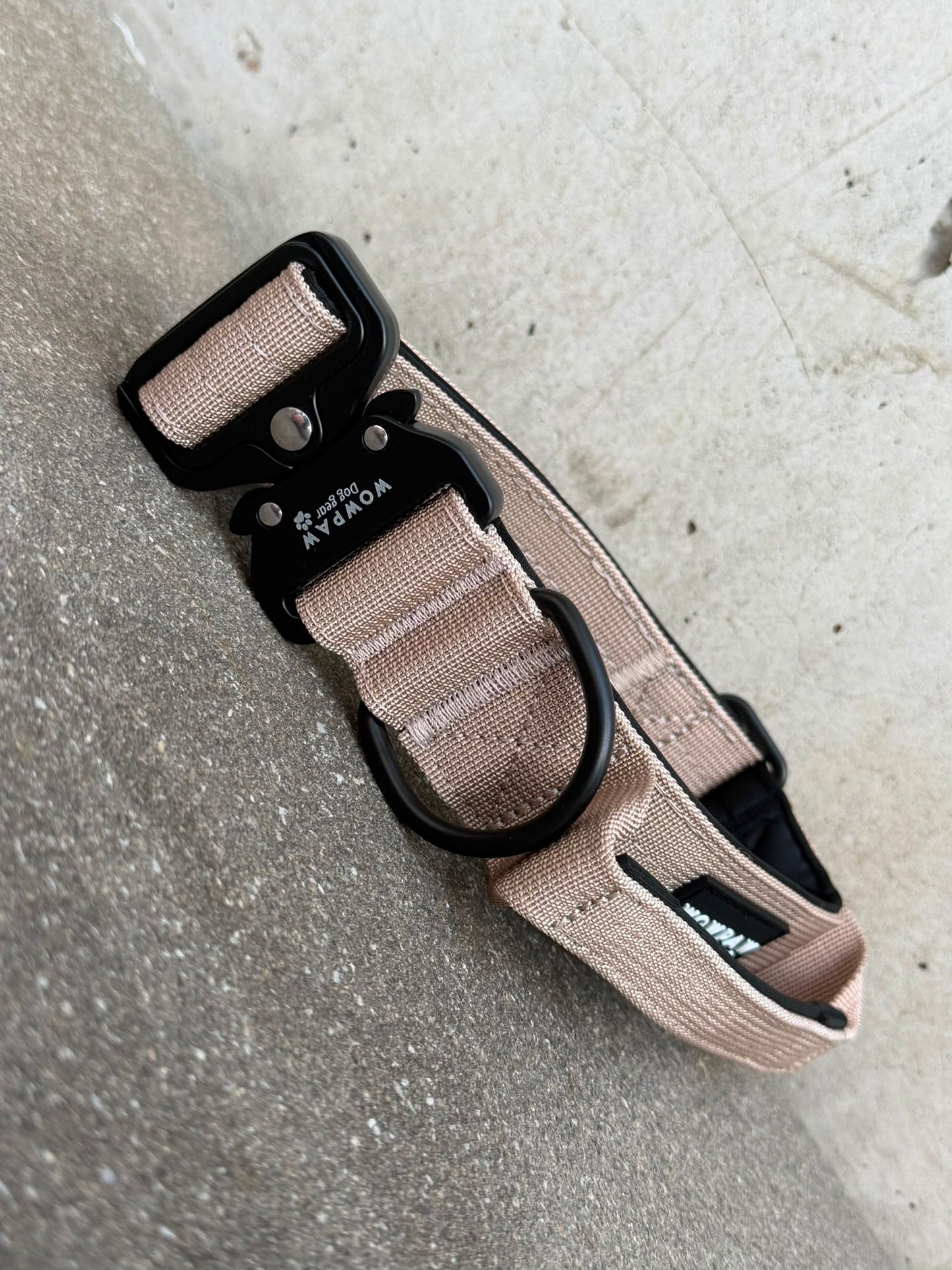 Hochwertiges taktisches Hundehalsband Beige Größe M Breite 3,8cm