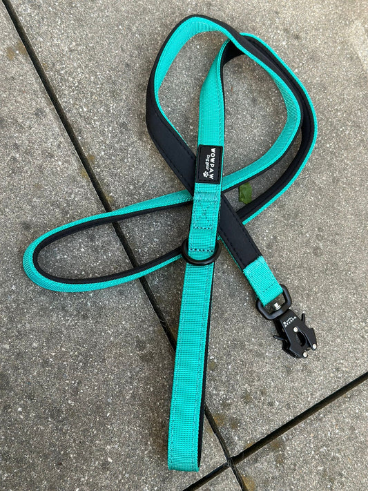 Taktische Hundeleine ULTRA LIGHT XXS Türkis – 1,5 m mit Mini-Froschkarabiner