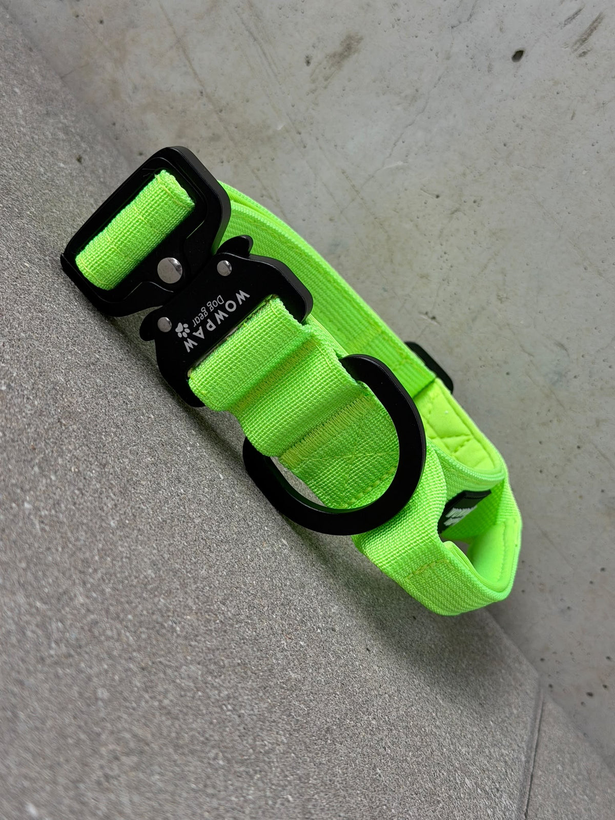 Taktisches Hundehalsband ULTRA LIGHT 3,8cm Neongrün-Black Edition S