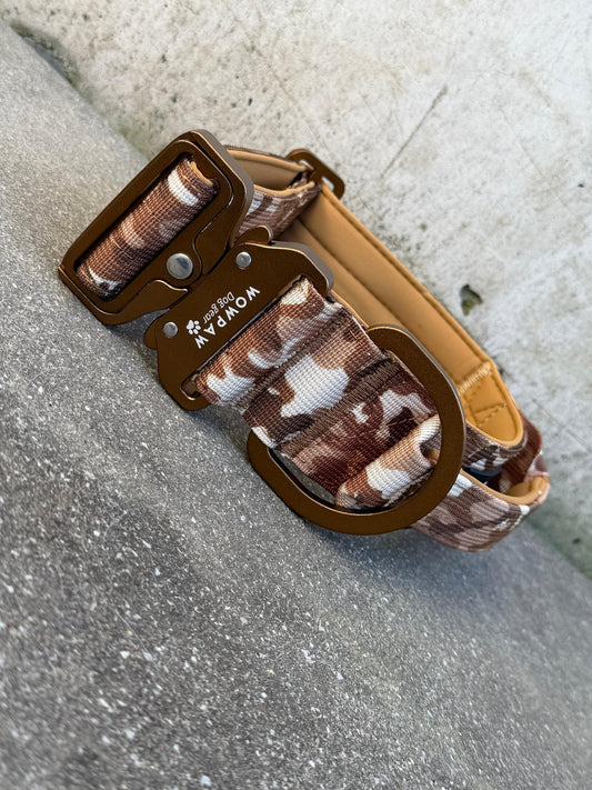Hochwertiges taktisches Hundehalsband 5cm ULTRA LIGHT Braun Camo Edition Größe M