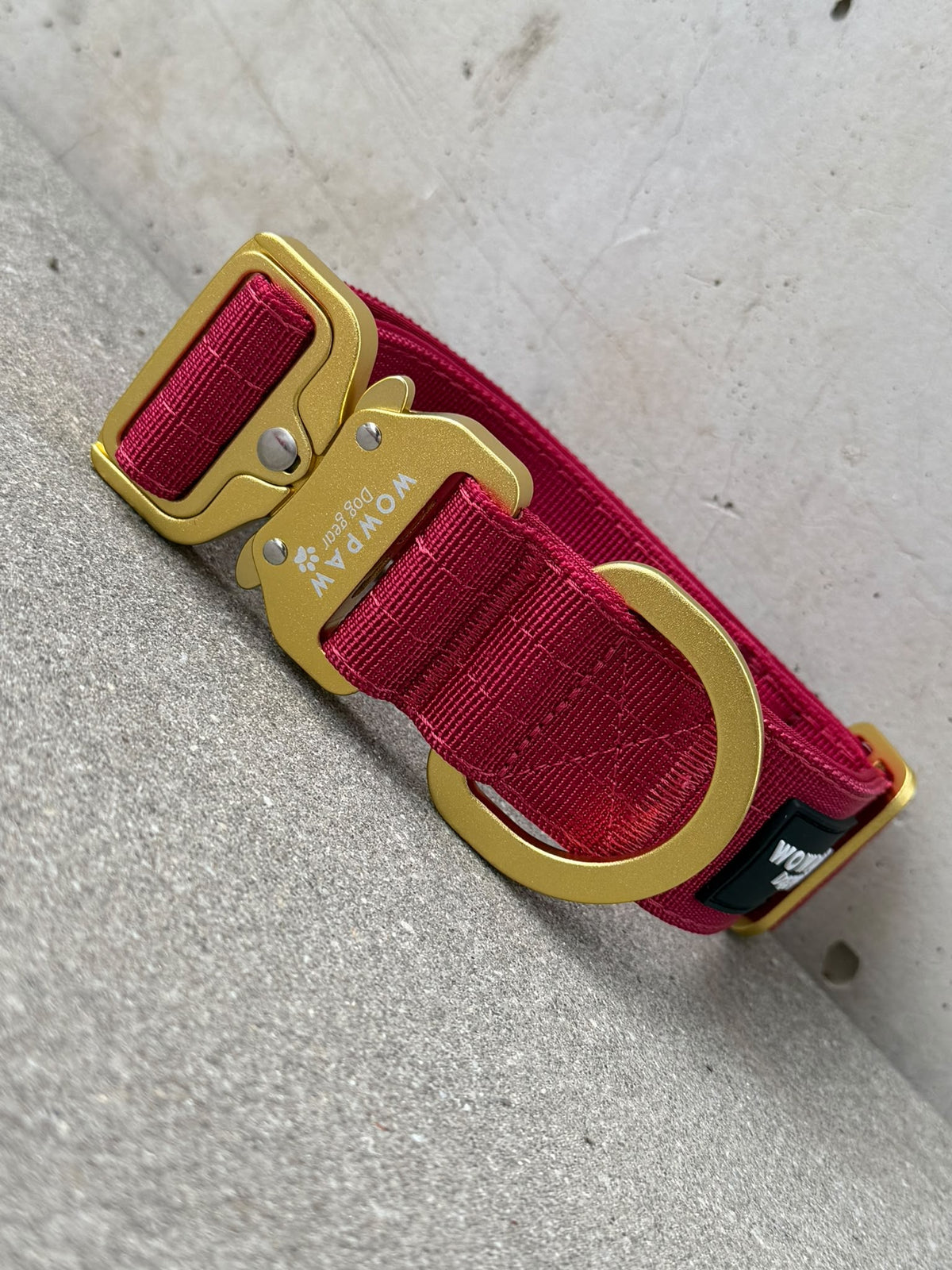 Taktisches Hundehalsband 3,8cm ULTRA LIGHT Burgund Edition Größe S ohne Griff