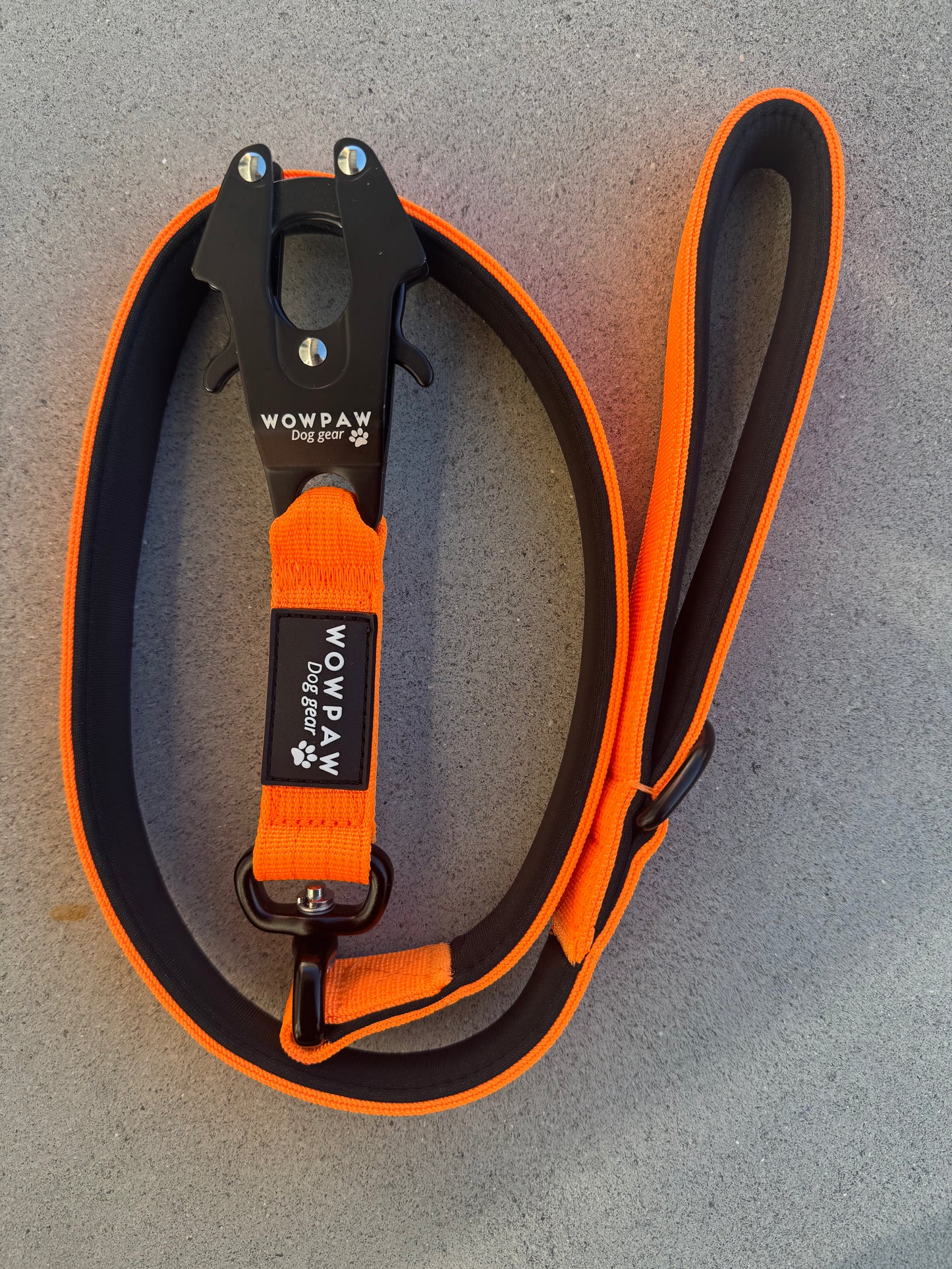 Guinzaglio tattico per cani con moschettone a rana, girevole a 360°, lunghezza 1,8 m, arancione neon