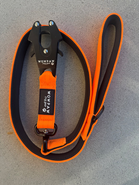 Guinzaglio tattico per cani con moschettone a rana, girevole a 360°, lunghezza 1,8 m, arancione neon