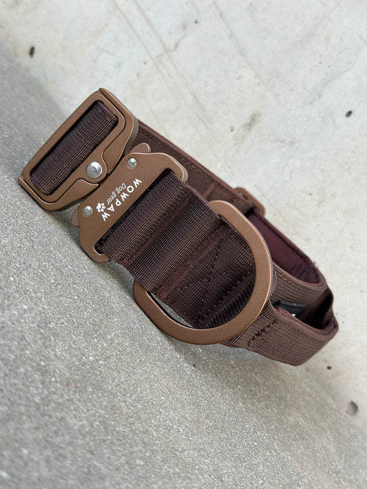 Hochwertiges taktisches Hundehalsband 5cm ULTRA LIGHT Espresso Braun Edition Größe M