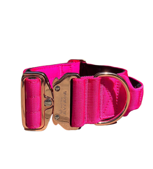 Hochwertiges taktisches Hundehalsband mit Griff Magenta X Rosegold Größe S