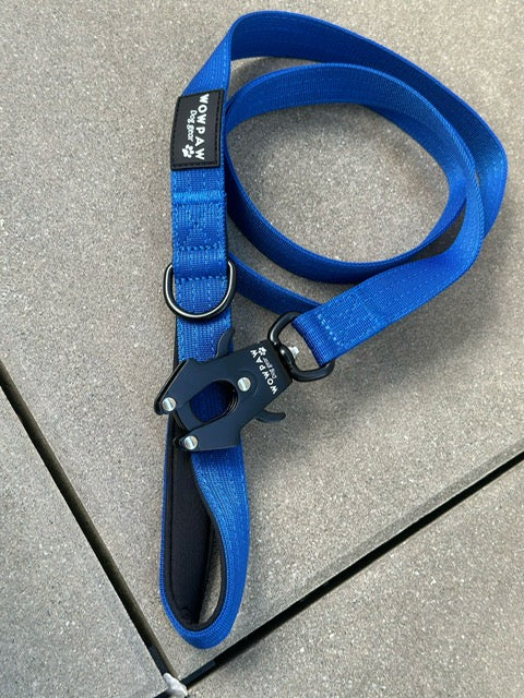 Taktische Hundeleine mit Froschkarabiner Länge 1,5m Blau